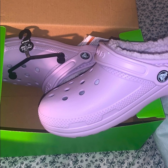 fur crocs lavender